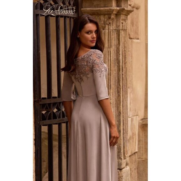 La Femme Womens Size 4 Silver 29227 Embroidered Illusion Neck Gown $469 New - Picture 16 of 16